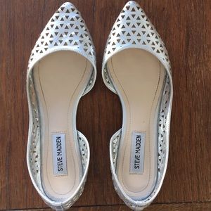 Steve Madden Silver Flats 7.5